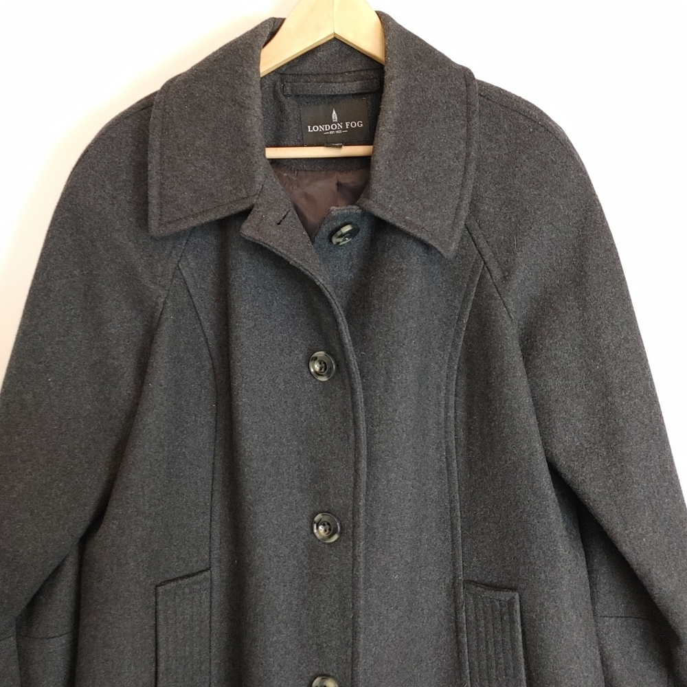 London Fog Dress Coat Men's Sz XL Dark Gray with Pockets